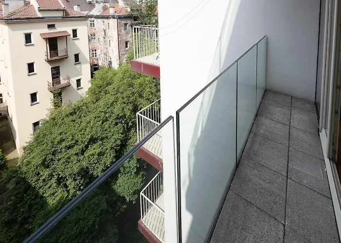 Sunny 2b In Centre Apartamento